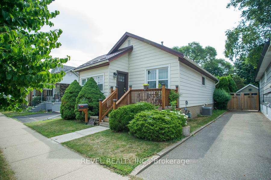 102-walnut-street-brantford-ontario-x12377780