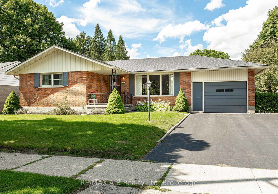 70-dawson-street-stratford-ontario-x12377849