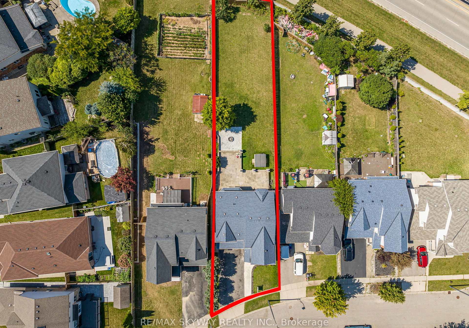 7-jenner-court-cambridge-ontario-x12378181