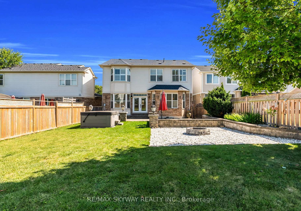 7-jenner-court-cambridge-ontario-x12378181