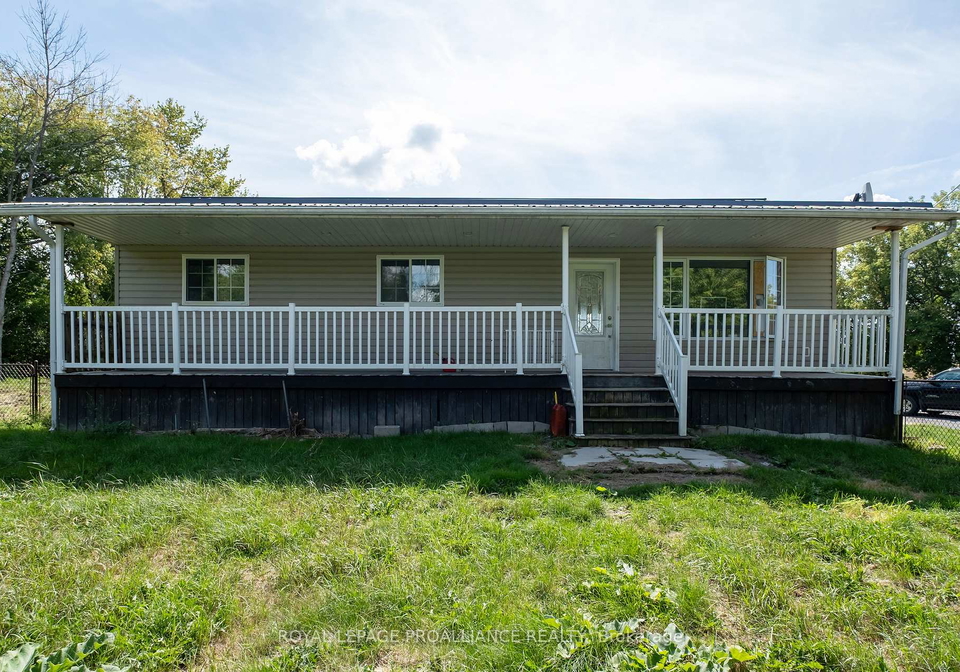6206-old-highway-2-tyendinaga-ontario-x12378257