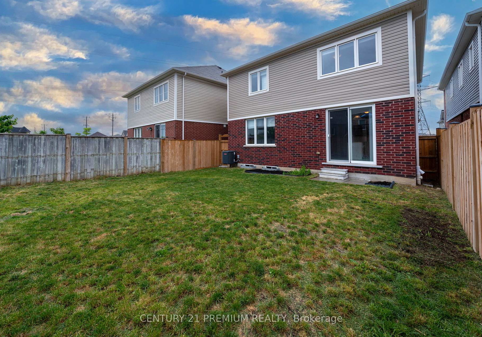 685-doon-south-drive-kitchener-ontario-x12378501