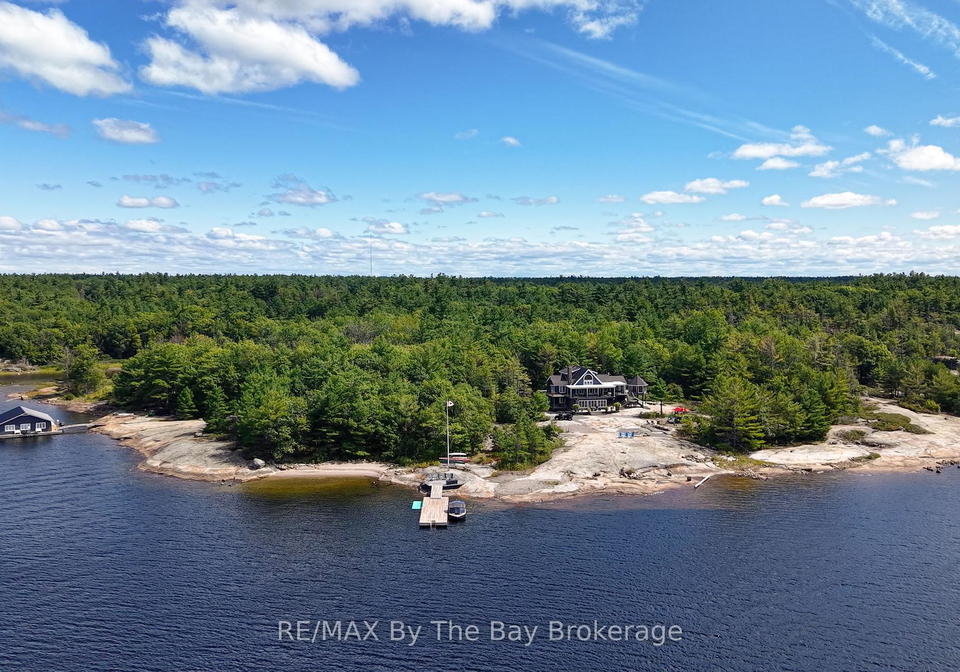 19980-shore-georgian-bay-ontario-x12378551