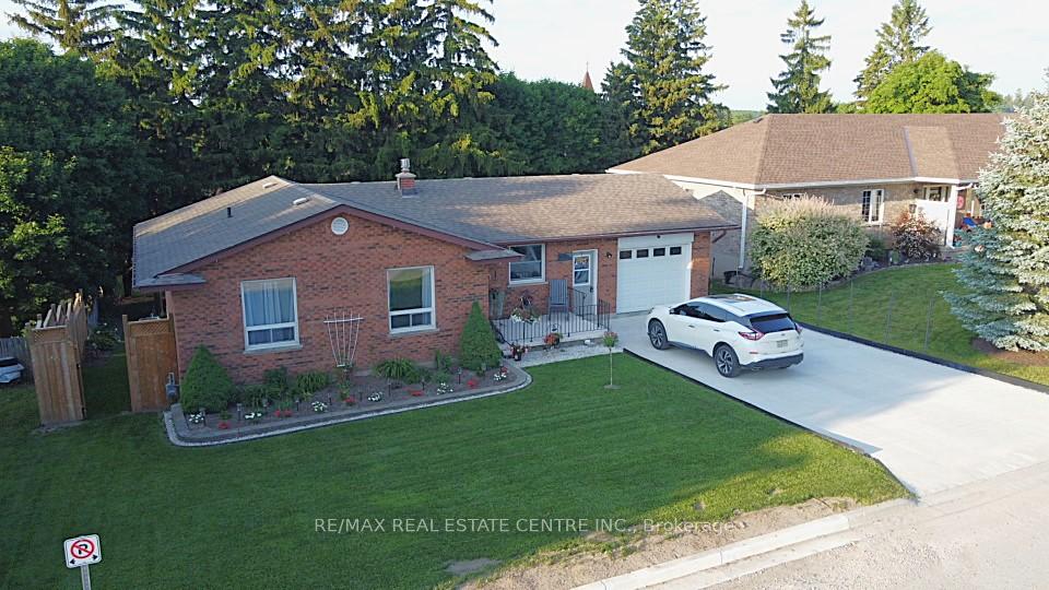 30-high-street-mapleton-ontario-x12378572