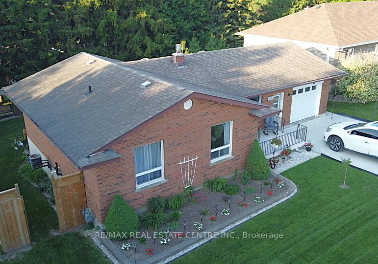 30-high-street-mapleton-ontario-x12378572