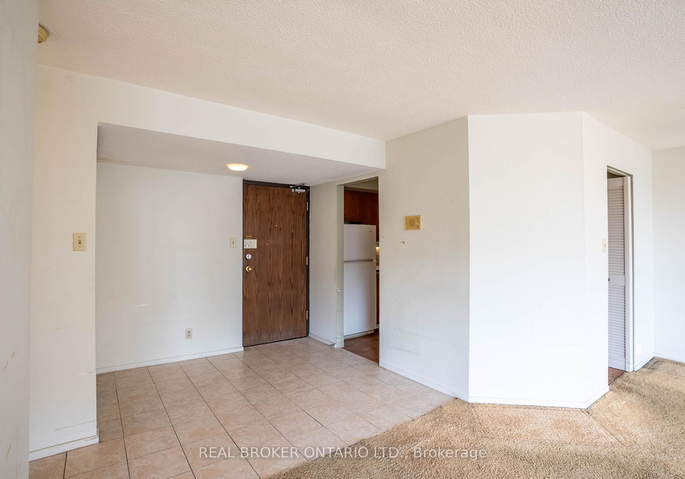 151-bay-street-ottawa-ontario-x12378596