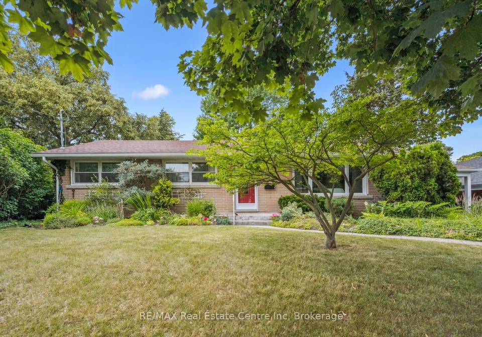 29-echo-drive-guelph-ontario-x12378748