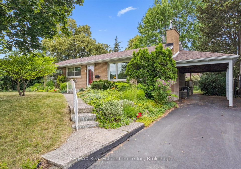 29-echo-drive-guelph-ontario-x12378748
