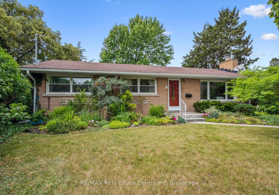 29-echo-drive-guelph-ontario-x12378748