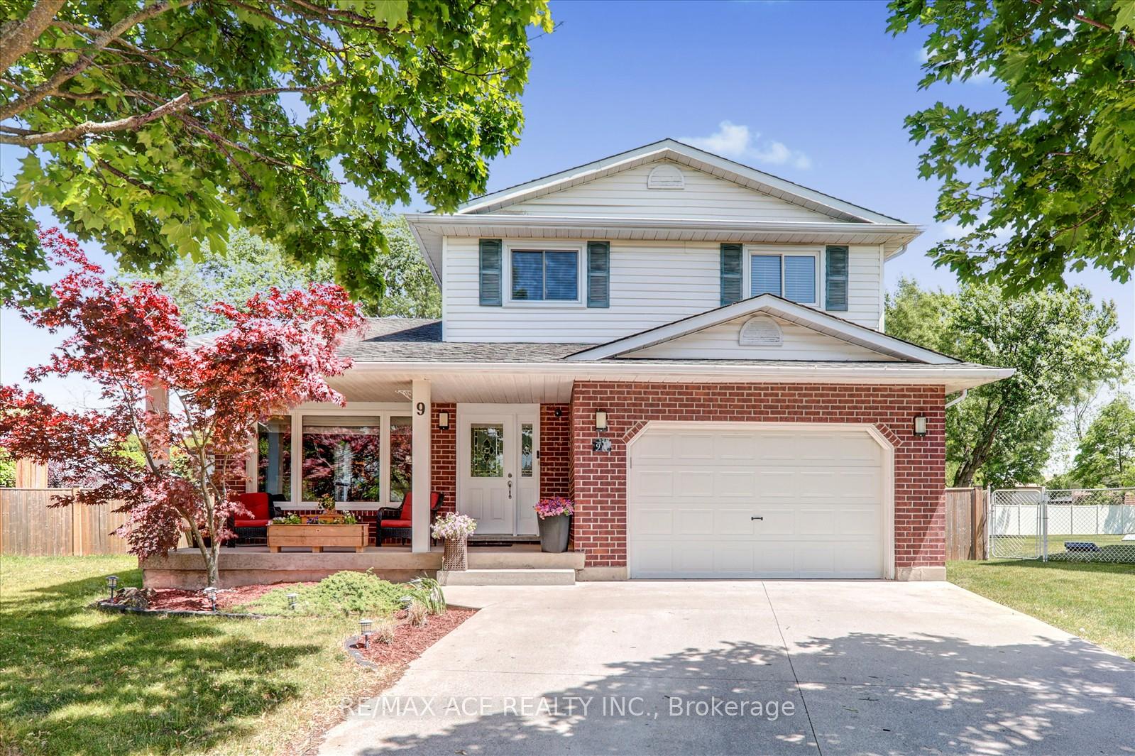 9-parkview-court-thorold-ontario-x12378792