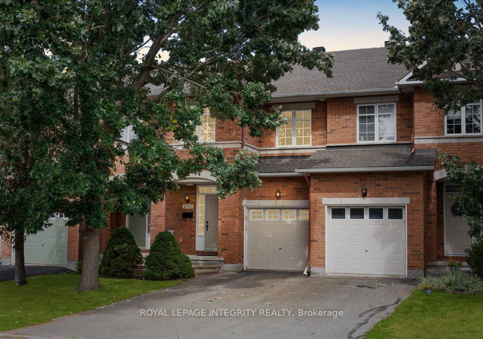 2093-bergamot-circle-ottawa-ontario-x12378887