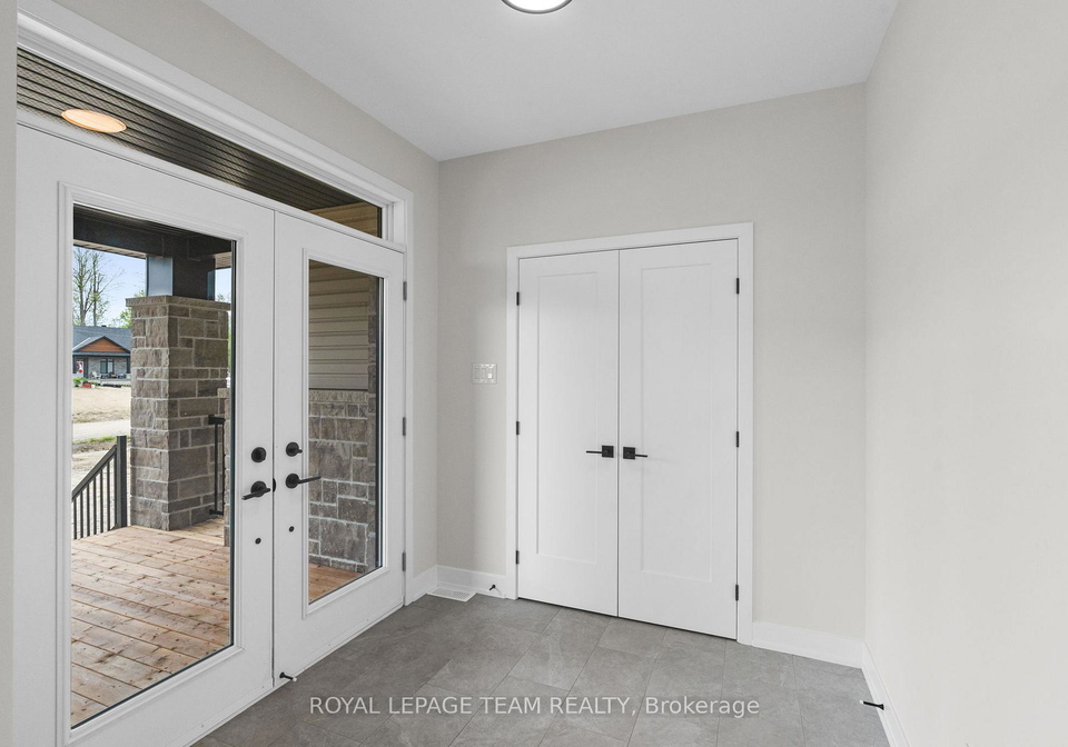 37-tennant-drive-rideau-lakes-ontario-x12378968