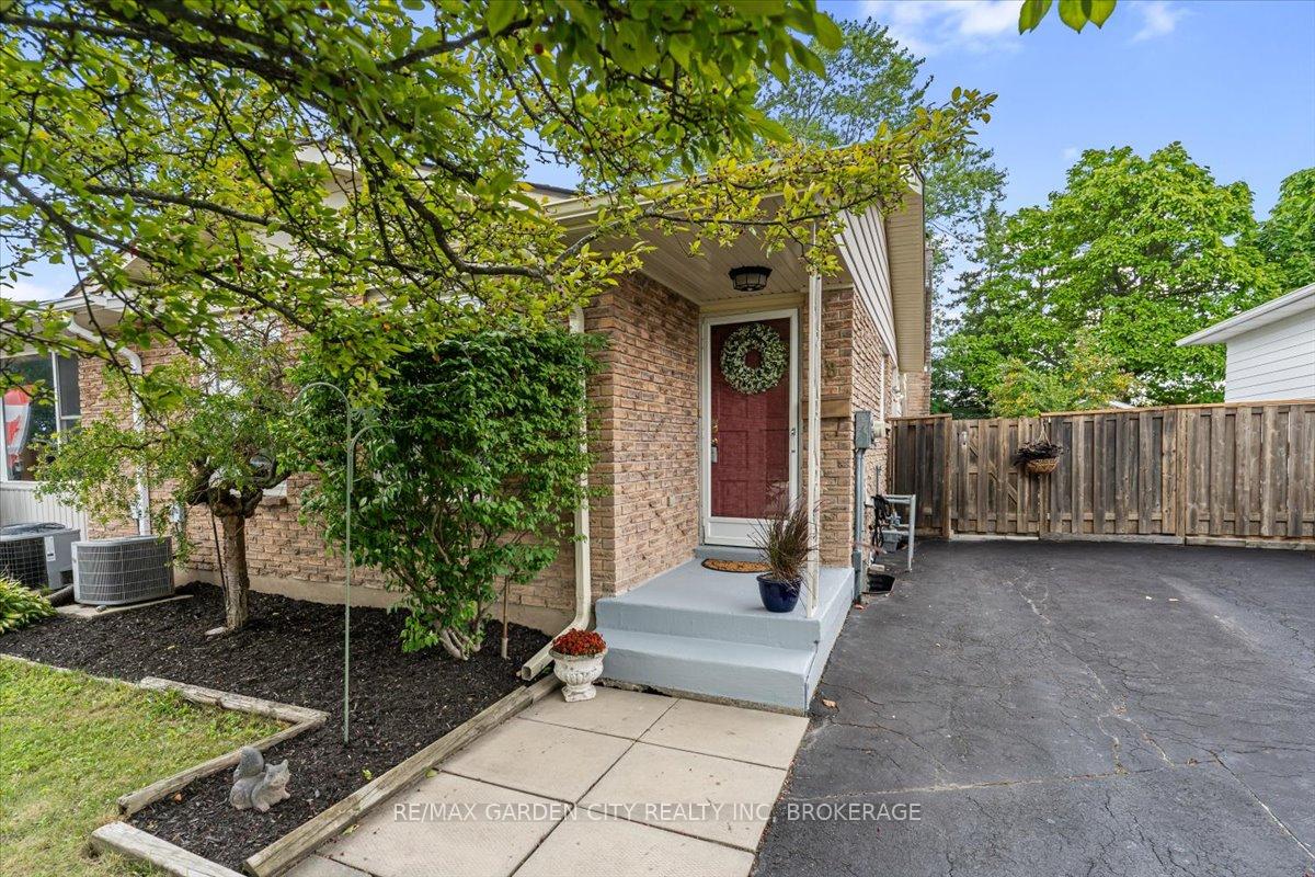 68-barrington-drive-welland-ontario-x12379152