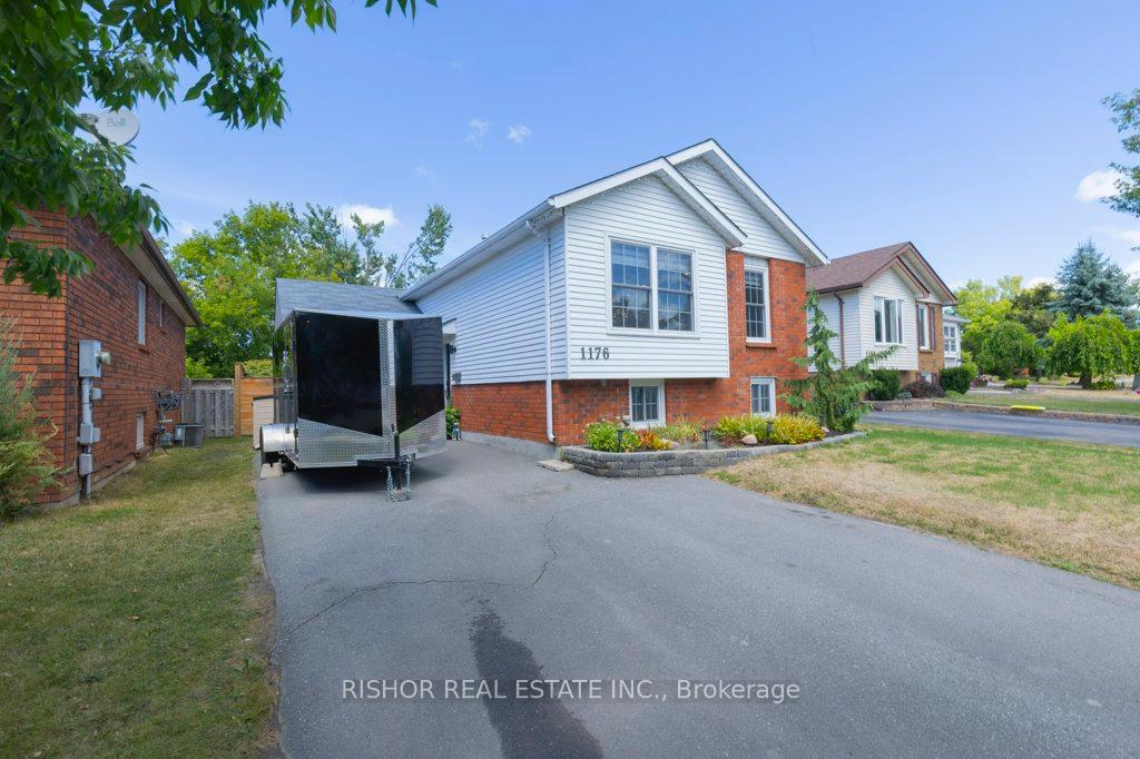 1176-huntington-circle-peterborough-ontario-x12379163