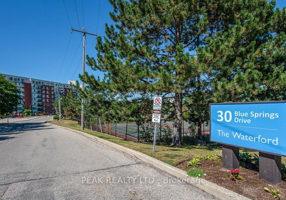 30-blue-springs-drive-waterloo-ontario-x12379232