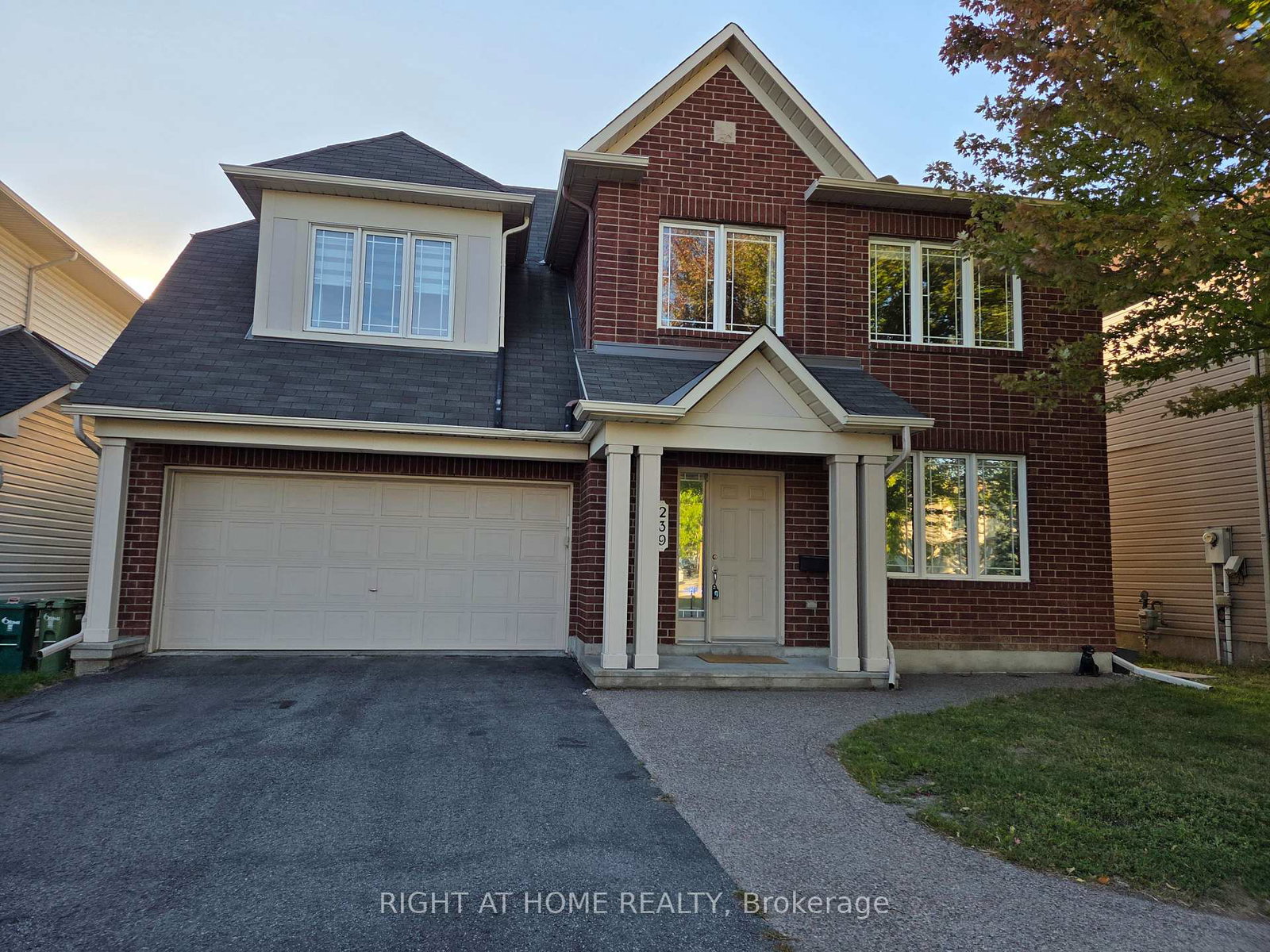 239-highpointe-crescent-ottawa-ontario-x12379301