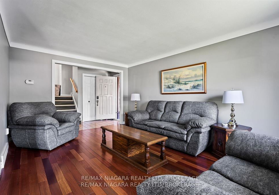 36-bendingroad-crescent-st-catharines-ontario-x12379337