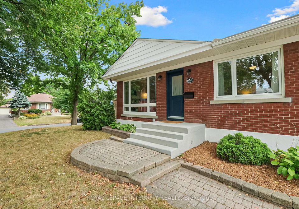 840-cork-street-ottawa-ontario-x12379352