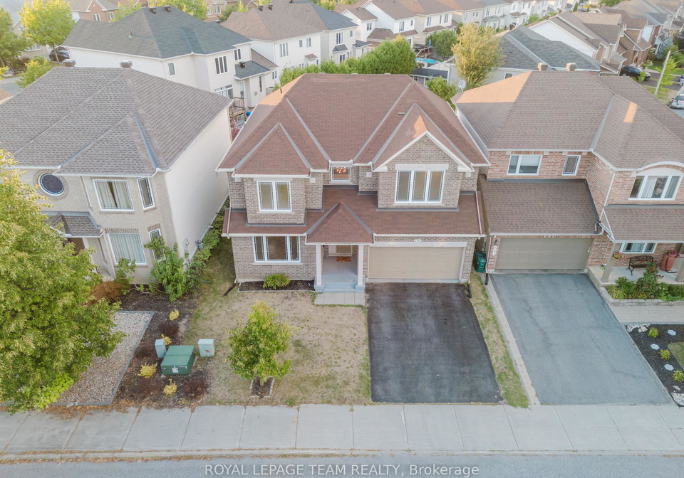 705-clearbrook-drive-ottawa-ontario-x12379410