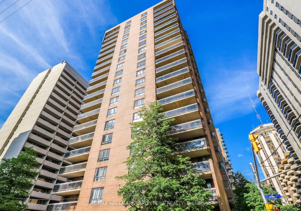 475-laurier-avenue-w-ottawa-ontario-x12379627