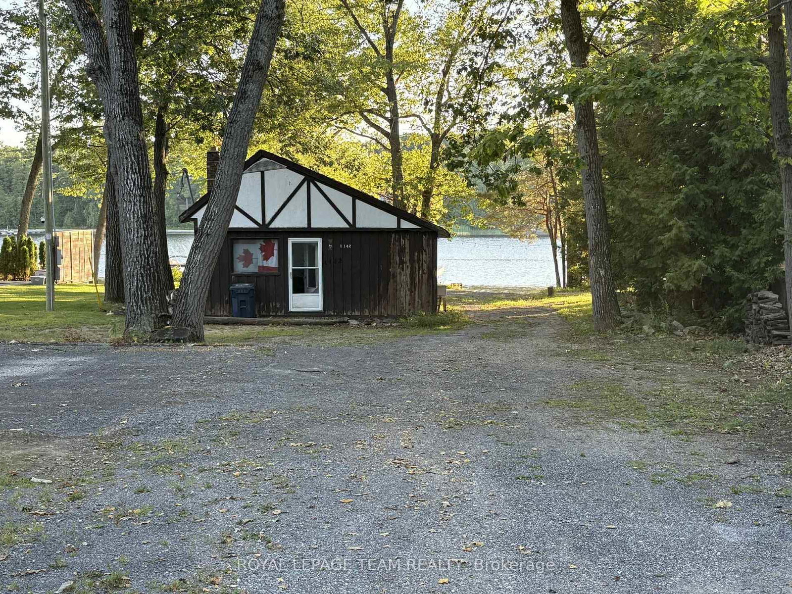 1142-bayview-drive-ottawa-ontario-x12379635