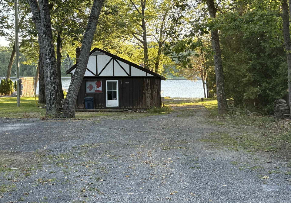 1142-bayview-drive-ottawa-ontario-x12379635