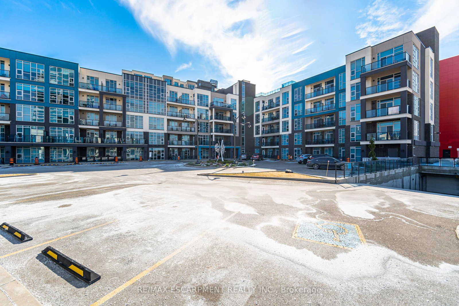 10-concord-place-grimsby-ontario-x12379666
