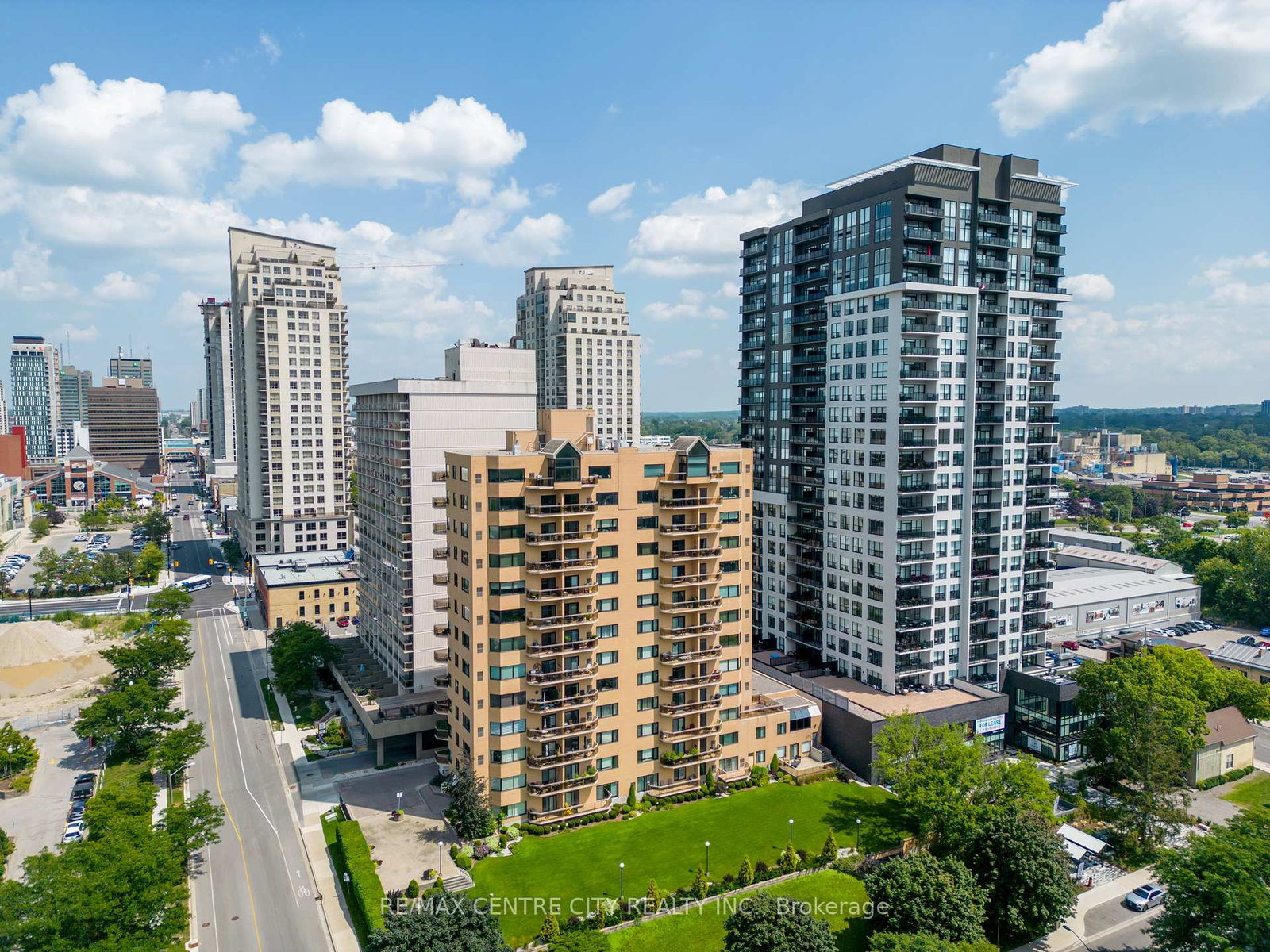 19-king-street-london-east-ontario-x12379784