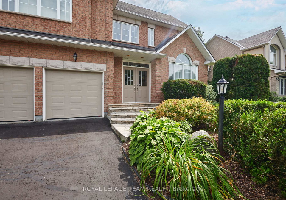 33-northgate-street-s-ottawa-ontario-x12379786