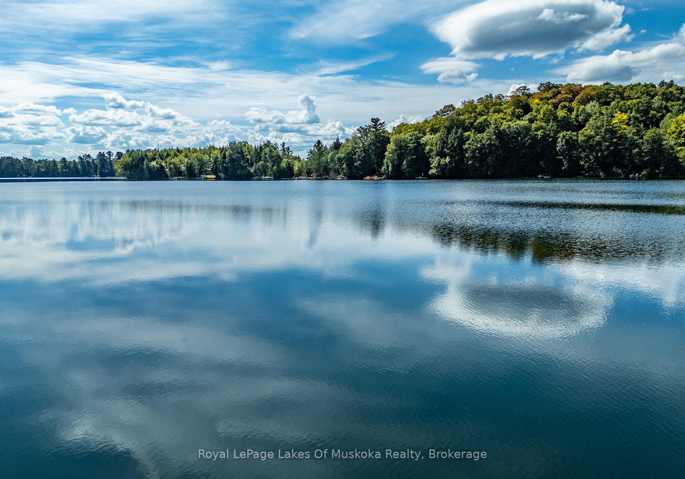 1020-grandview-drive-lake-of-bays-ontario-x12379836