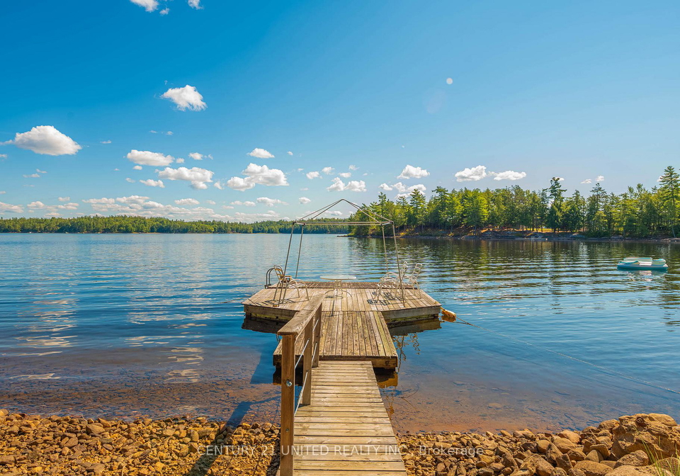 2-fire-route-141-trent-lakes-ontario-x12379925