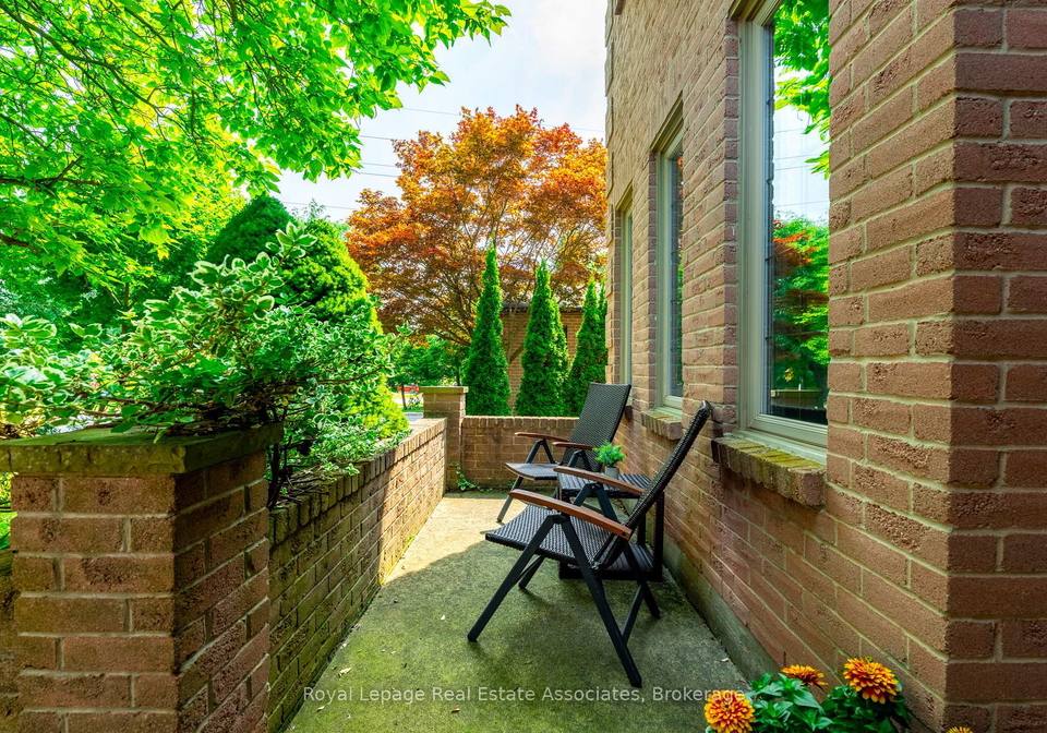 29-laurendale-avenue-hamilton-ontario-x12379948