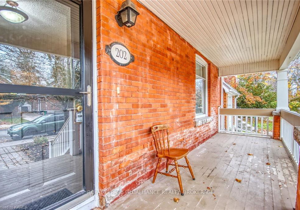 202-victoria-street-kingston-ontario-x12379951