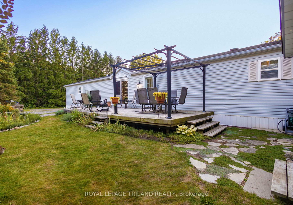 14-dominican-lane-bluewater-ontario-x12380066