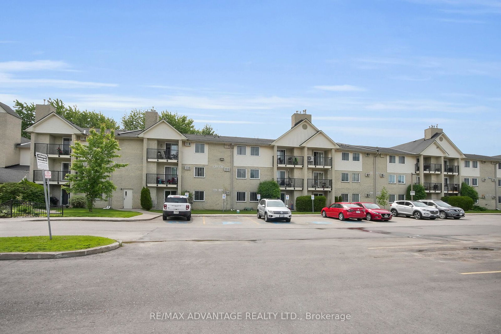 725-deveron-crescent-london-south-ontario-x12380119