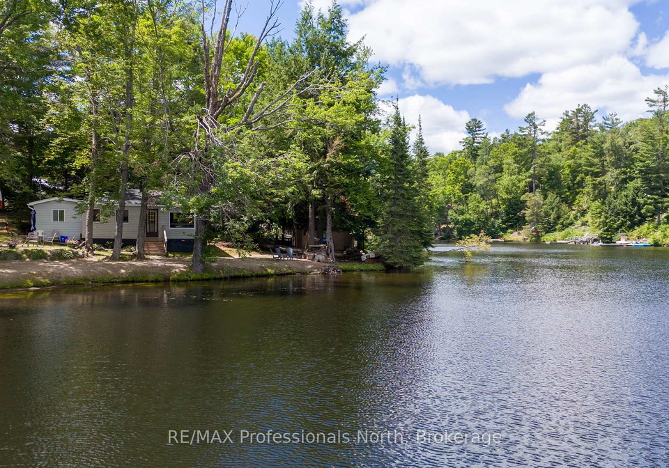 1073-ward-lane-n-bracebridge-ontario-x12380140