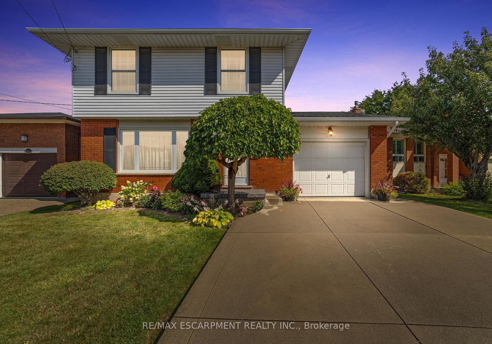 47-leaway-avenue-hamilton-ontario-x12380207