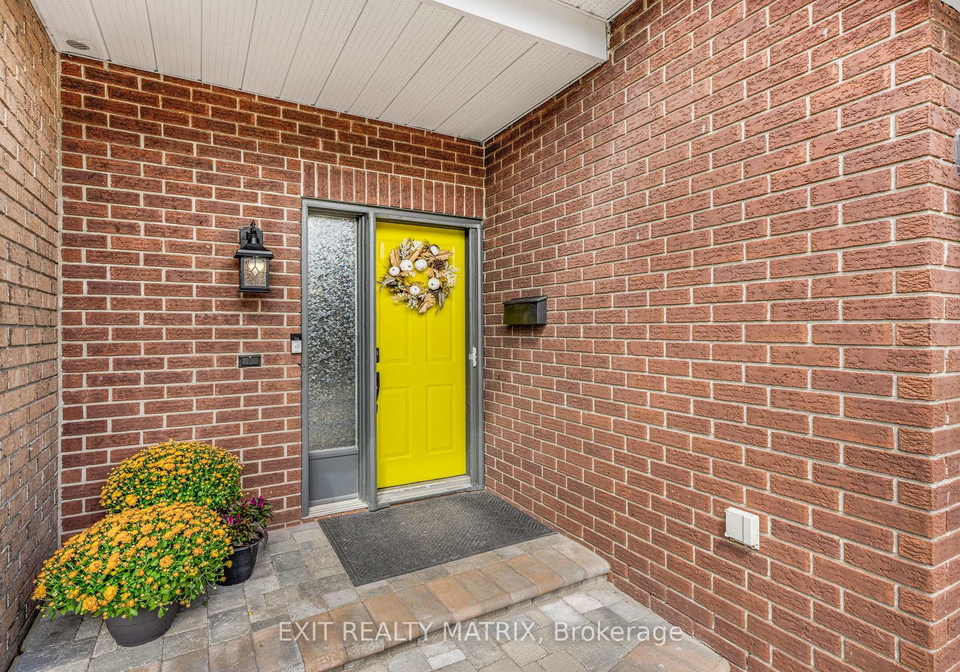 1503-briarfield-crescent-ottawa-ontario-x12380302