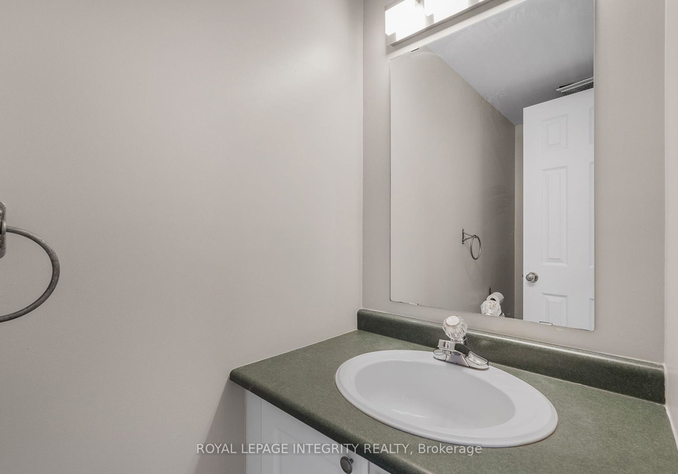111-arcola-private-ottawa-ontario-x12380311