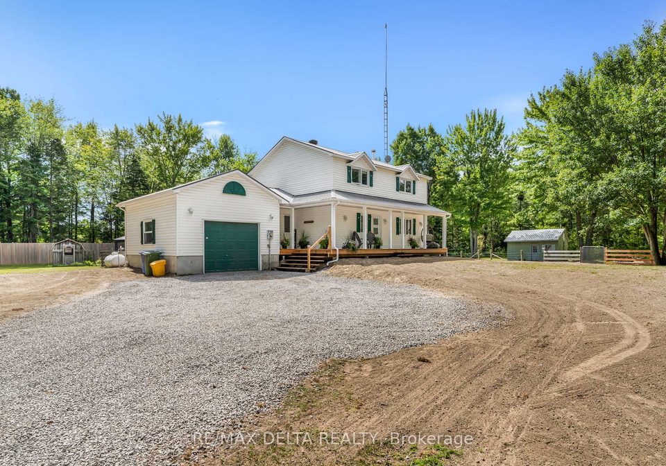 350-16-route-alfred-and-plantagenet-ontario-x12380380