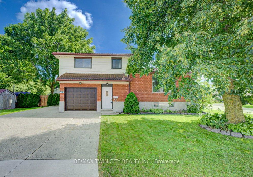 410-louise-avenue-n-north-perth-ontario-x12380491