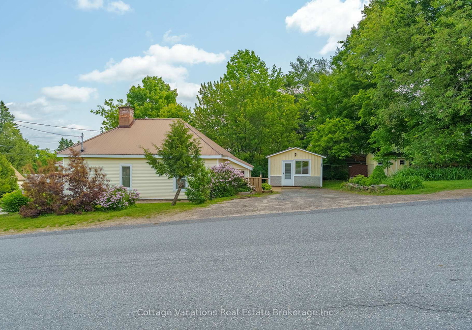 1-duncan-street-e-huntsville-ontario-x12380525