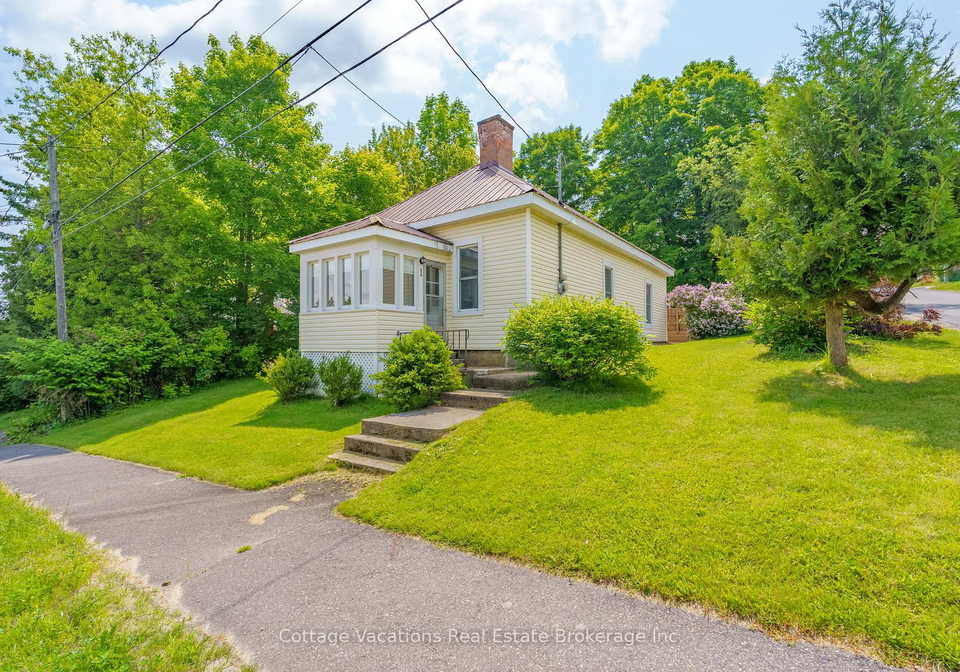 1-duncan-street-e-huntsville-ontario-x12380525