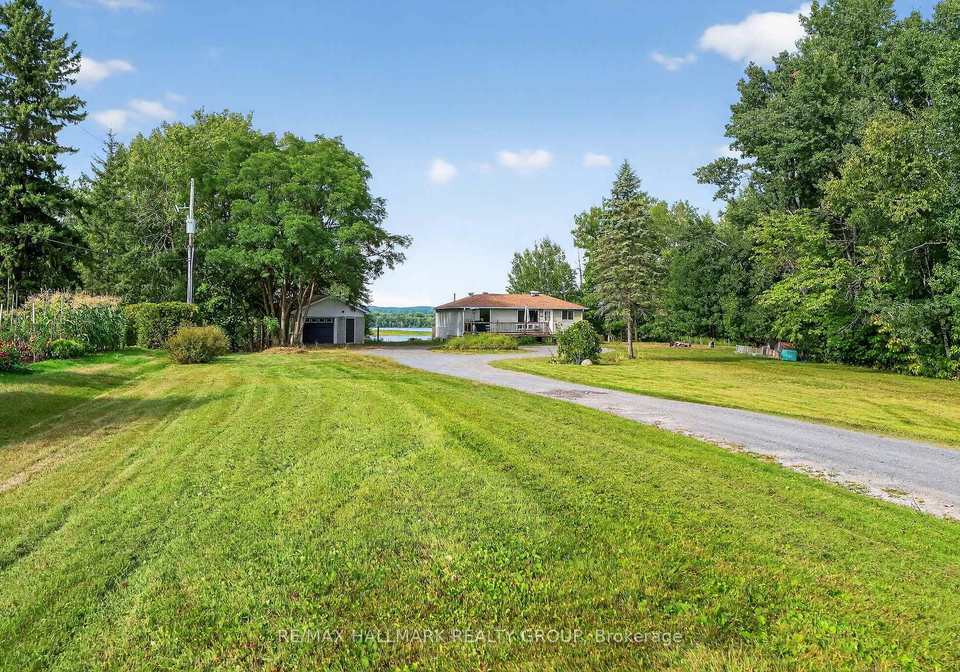 3855-old-highway-17-clarence-rockland-ontario-x12380559