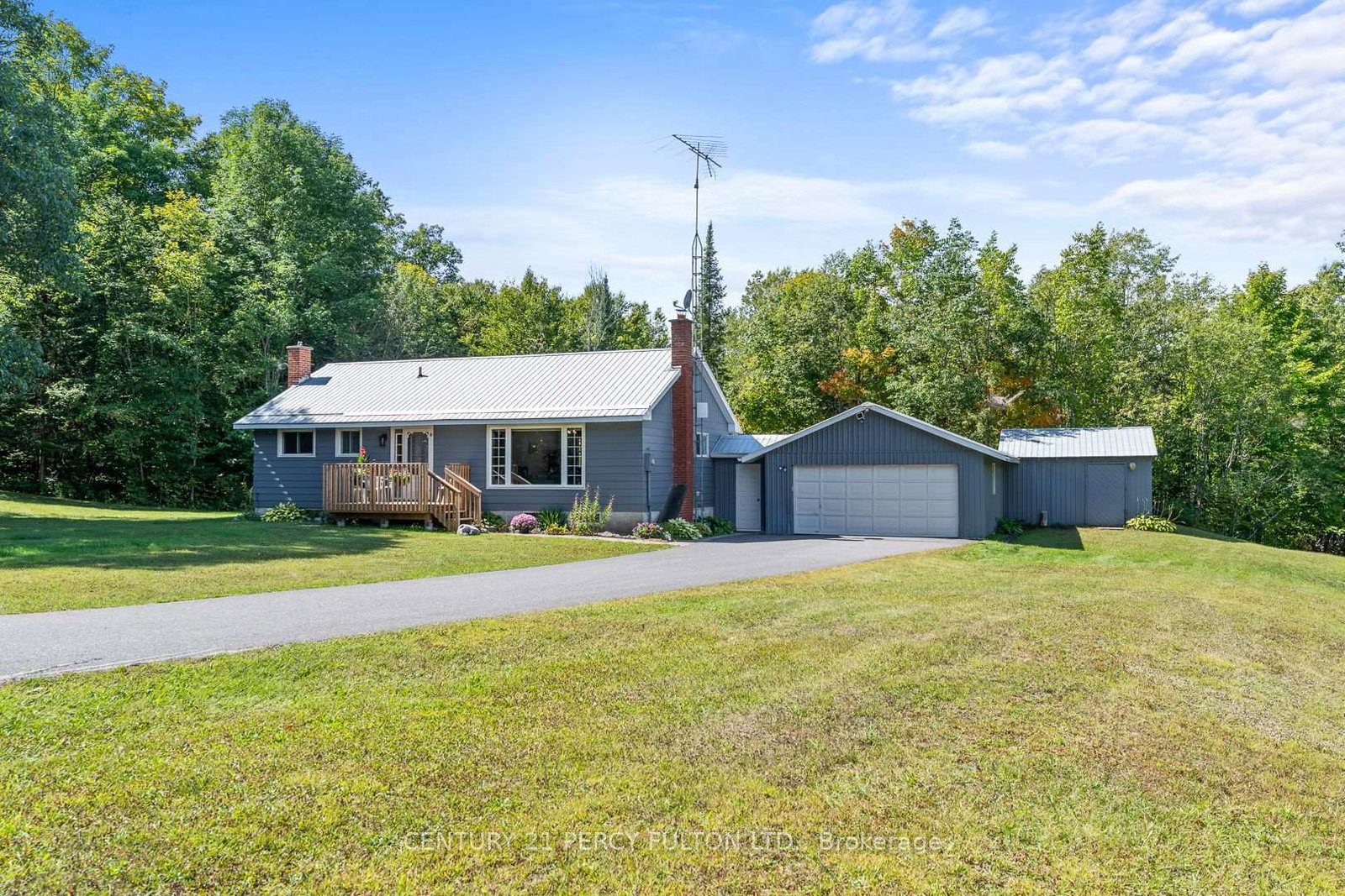 1004-rosseau-lake-1-road-muskoka-lakes-ontario-x12380705