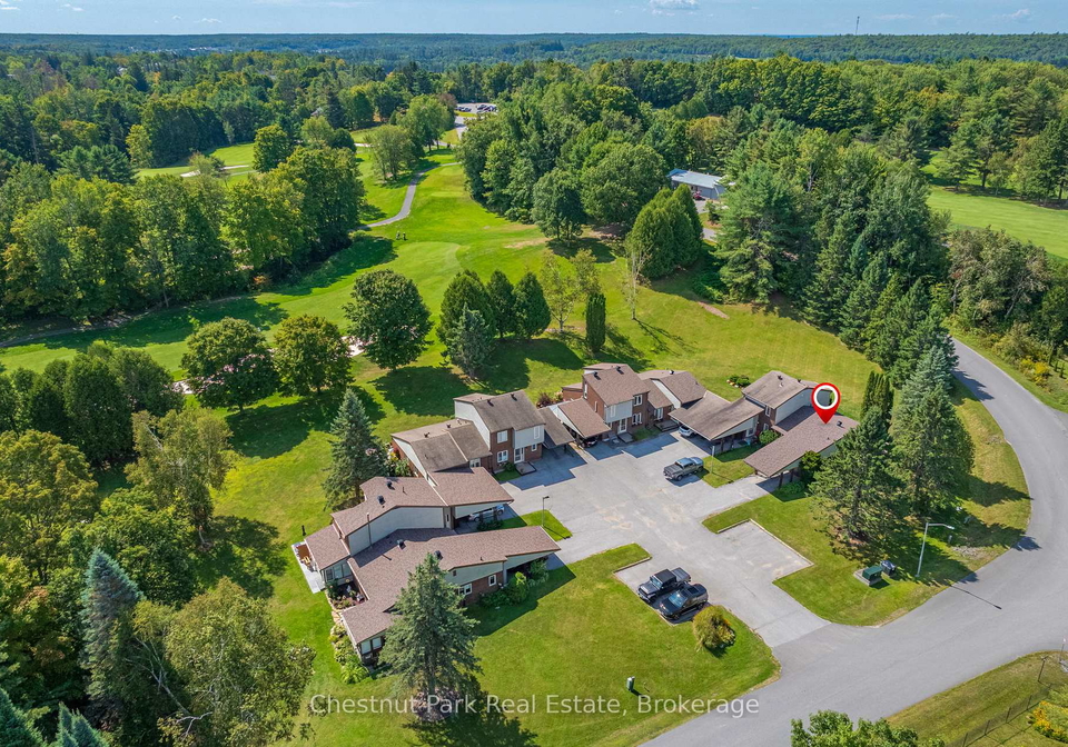15-golf-course-road-bracebridge-ontario-x12380861