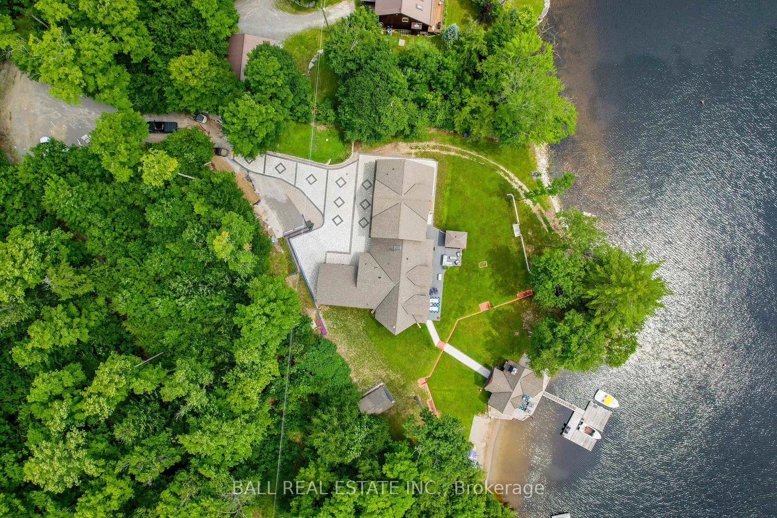 33-fire-route-210-trent-lakes-ontario-x12380953
