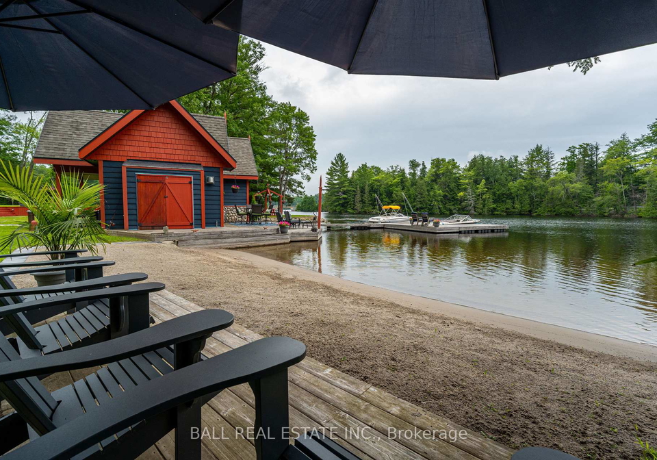 33-fire-route-210-trent-lakes-ontario-x12380953