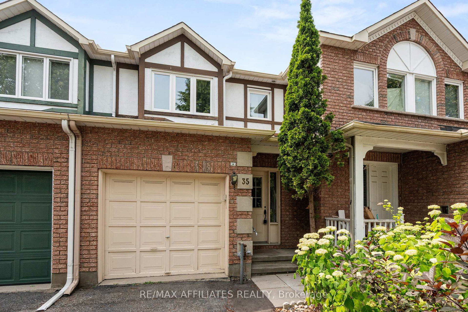 35-locheland-crescent-ottawa-ontario-x12381046