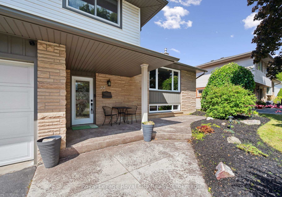 22-owen-avenue-kitchener-ontario-x12381093